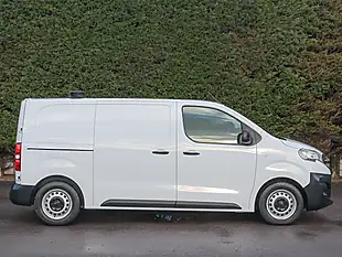 Used 2022 Peugeot E-Expert Professional Blanc White - Interior and Exterior details 5