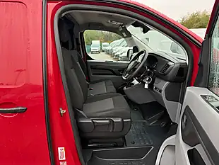 Used 2022 Peugeot Expert Professional L2 Mwb Euro6 Red - Interior and Exterior details 14