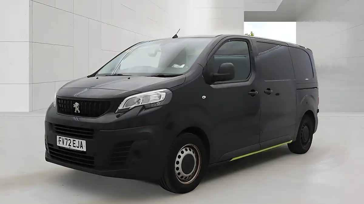 Used 2022 Peugeot Expert Professional Premium Black - Interior and Exterior details 2