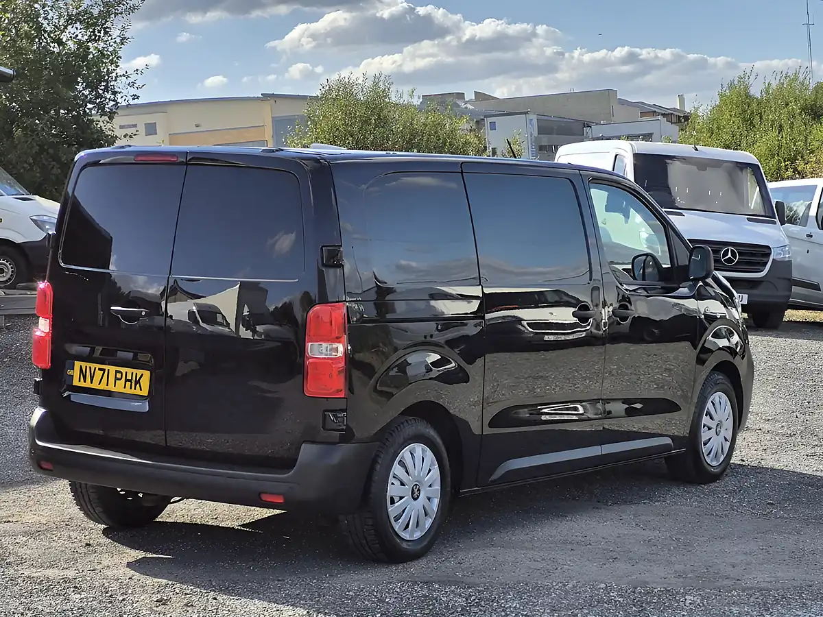 Used 2022 Peugeot Expert Professional Premium Black - Interior and Exterior details 7