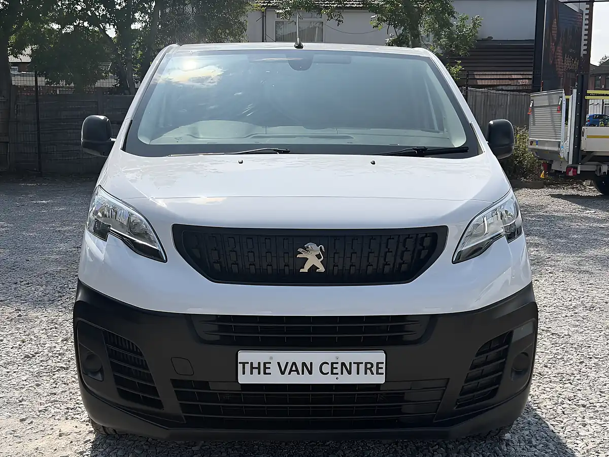 Used 2022 Peugeot Expert Professional Premium L1 White - Interior and Exterior details 3
