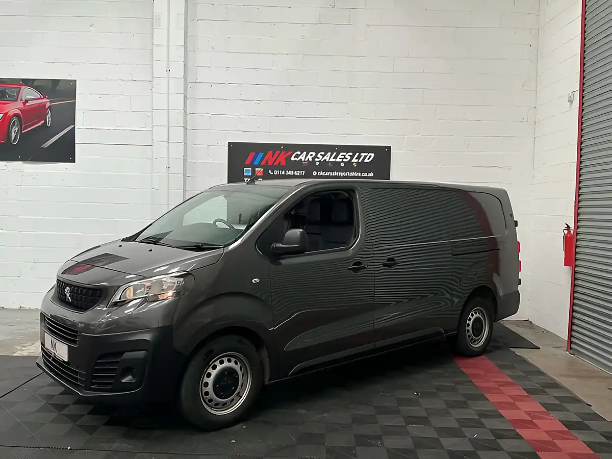 Used 2022 Peugeot Expert Professional Premium L2 Grey - Interior and Exterior details 2