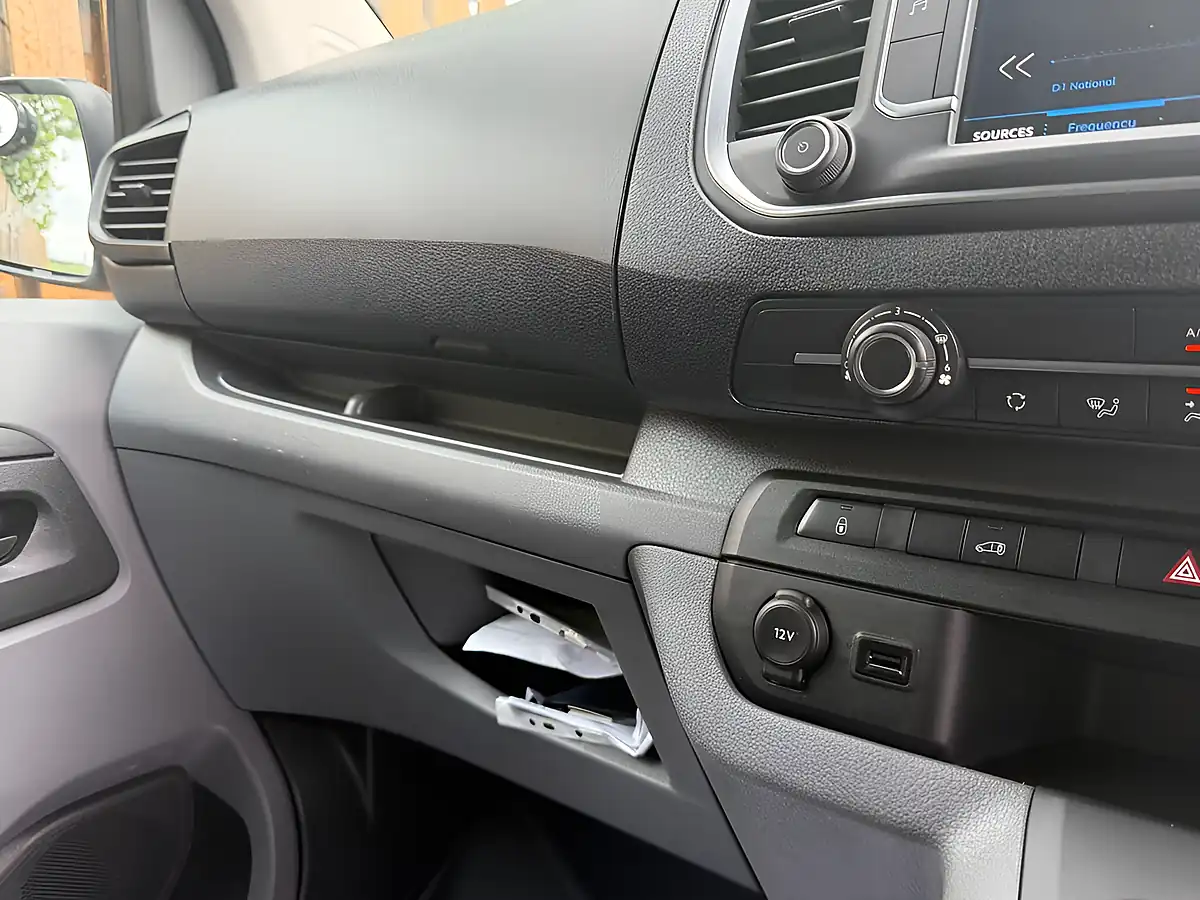 Used 2022 Peugeot Expert Professional Premium Long Panel Van Lwb White - Interior and Exterior details 16