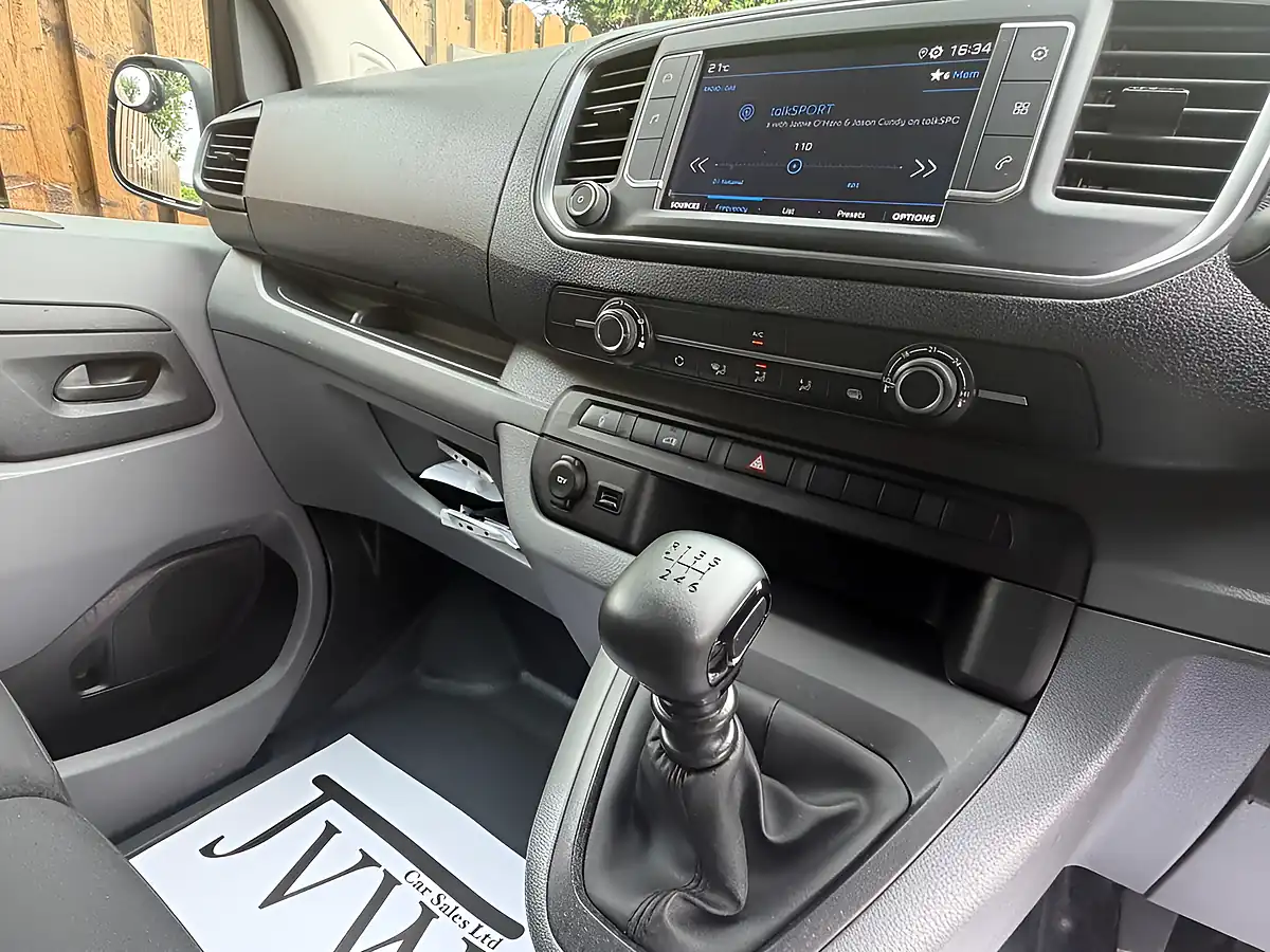 Used 2022 Peugeot Expert Professional Premium Long Panel Van Lwb White - Interior and Exterior details 7