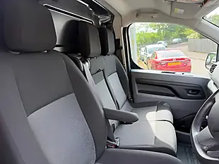 Used 2022 Peugeot Expert Professional Premium Standard Cumulus Grey Met - Interior and Exterior details 17
