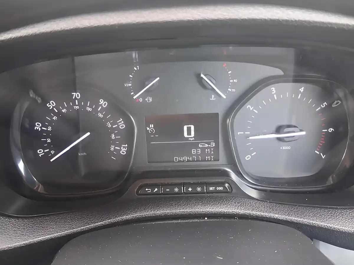Used 2022 Peugeot Expert Professional Premium White - Interior and Exterior details 14