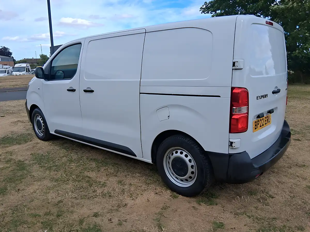 Used 2022 Peugeot Expert Professional Premium White - Interior and Exterior details 3