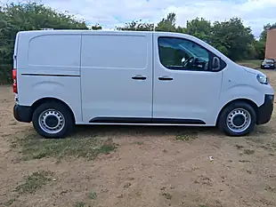 Used 2022 Peugeot Expert Professional Premium White - Interior and Exterior details 6