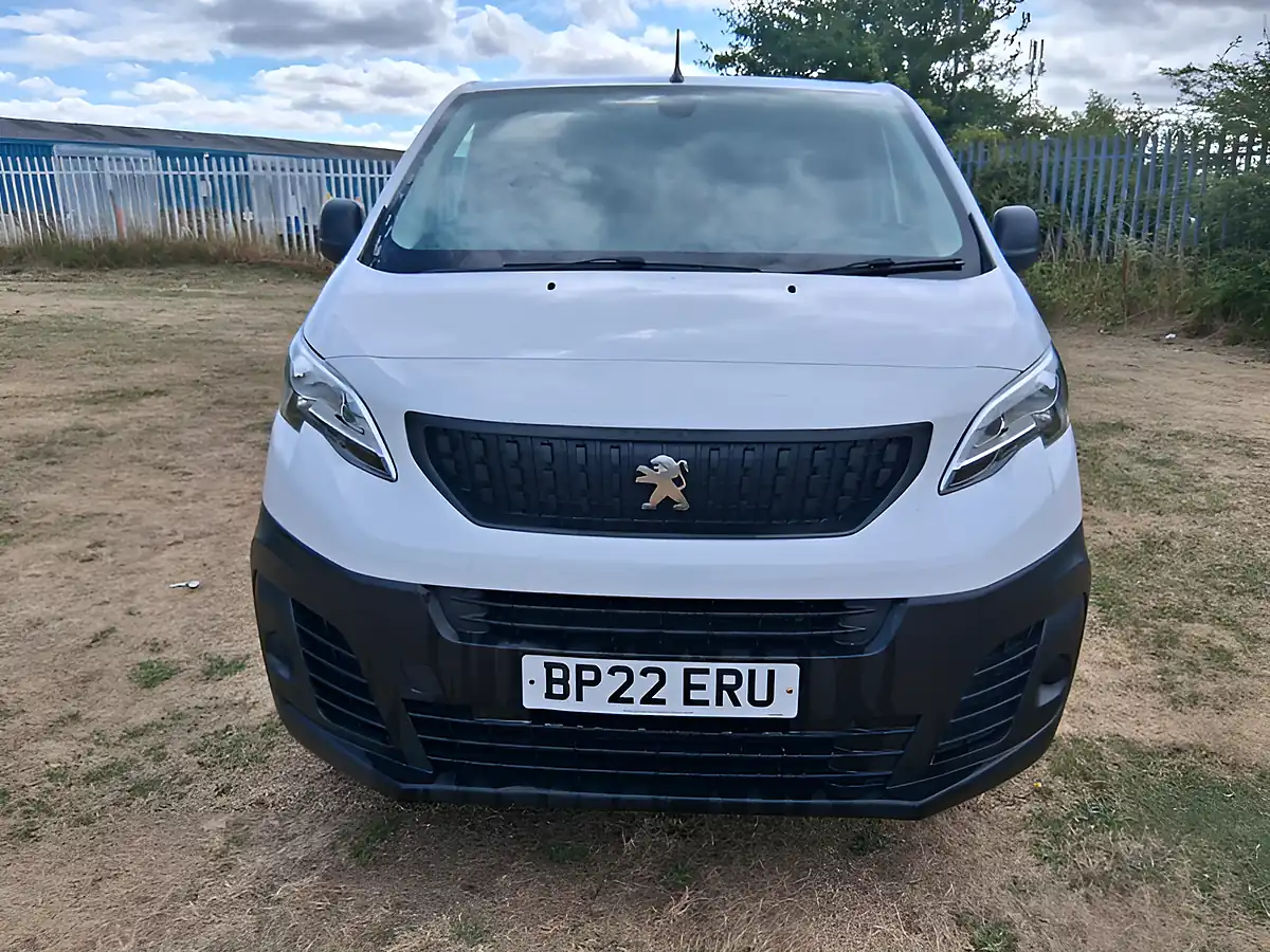 Used 2022 Peugeot Expert Professional Premium White - Interior and Exterior details 8