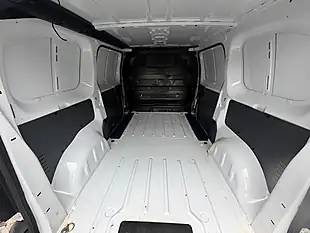 Used 2022 Peugeot Expert Professional Premium White - Interior and Exterior details 16