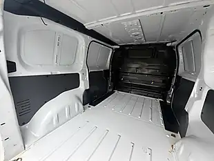 Used 2022 Peugeot Expert Professional Premium White - Interior and Exterior details 17