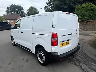 Used 2022 Peugeot Expert Professional Premium White - Interior and Exterior details 2