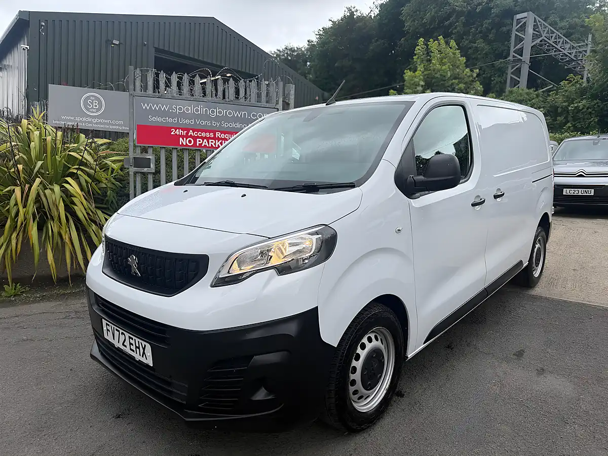 Used 2022 Peugeot Expert Professional Premium White - Interior and Exterior details 20