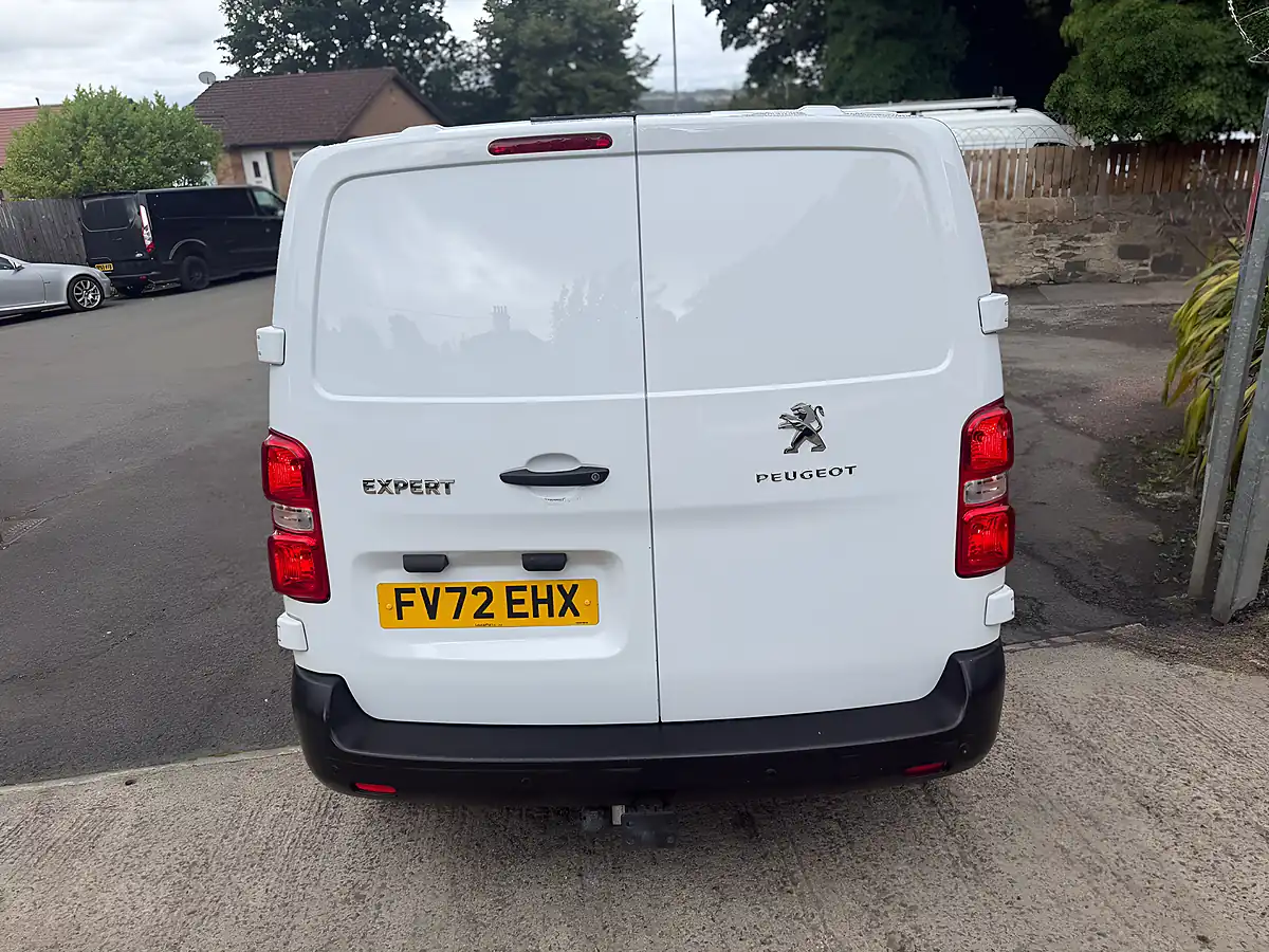 Used 2022 Peugeot Expert Professional Premium White - Interior and Exterior details 8
