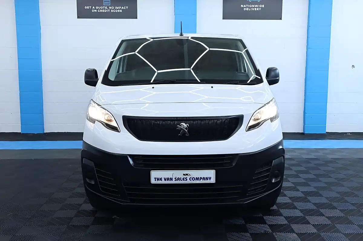 Used 2022 Peugeot Expert Professional Premium White - Interior and Exterior details 4