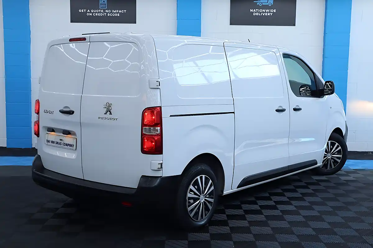 Used 2022 Peugeot Expert Professional Premium White - Interior and Exterior details 8