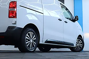 Used 2022 Peugeot Expert Professional Premium White - Interior and Exterior details 9