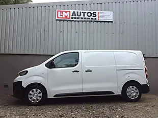 Used 2022 Peugeot Expert Professional Premium White - Interior and Exterior details 4