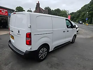 Used 2022 Peugeot Expert Professional Premium White - Interior and Exterior details 12