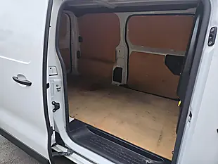 Used 2022 Peugeot Expert Professional Premium White - Interior and Exterior details 14