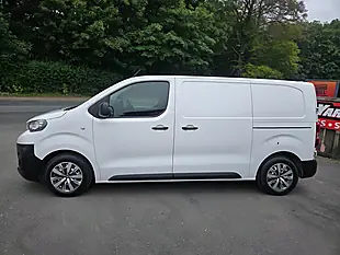 Used 2022 Peugeot Expert Professional Premium White - Interior and Exterior details 4
