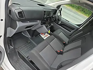 Used 2022 Peugeot Expert Professional Premium White - Interior and Exterior details 5