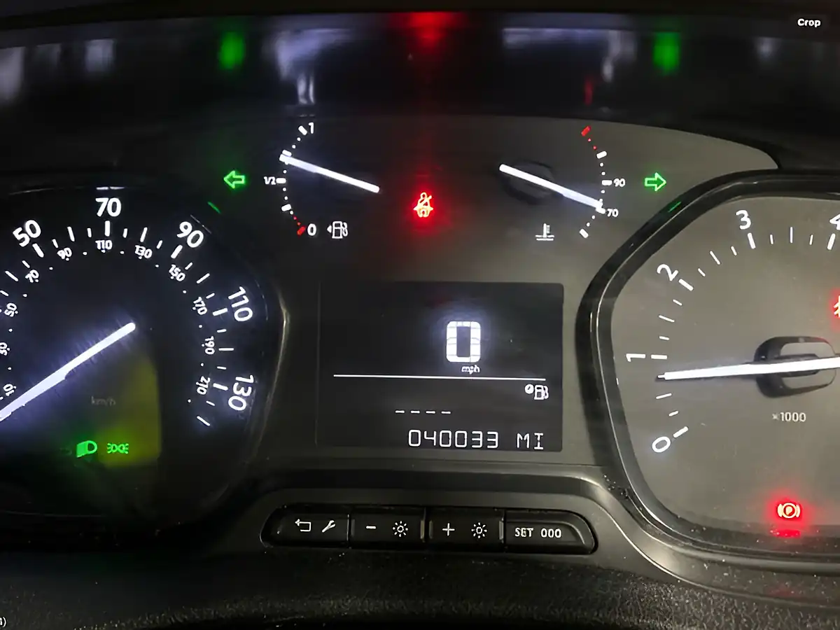 Used 2022 Peugeot Expert Professional Premium White - Interior and Exterior details 15