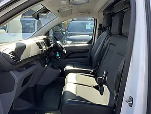 Used 2022 Peugeot Expert Professional Premium White - Interior and Exterior details 17
