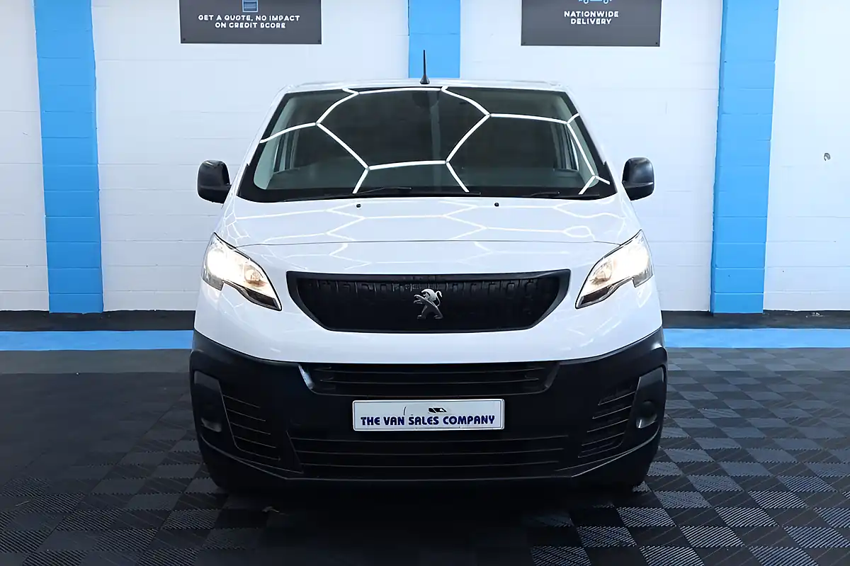Used 2022 Peugeot Expert Professional Premium White - Interior and Exterior details 2
