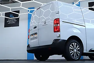 Used 2022 Peugeot Expert Professional Premium White - Interior and Exterior details 9