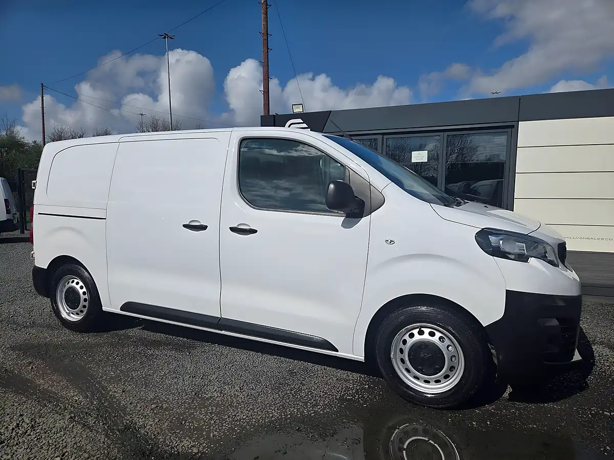 Used 2022 Peugeot Expert S Premium Standard White - Interior and Exterior details 2
