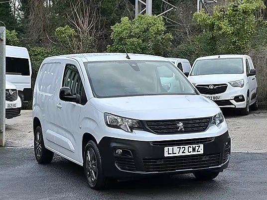 2022 Peugeot Partner Asphalt Premium 1.5 BlueHDi