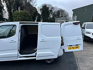 Used 2022 Peugeot Partner Asphalt Premium White - Interior and Exterior details 11