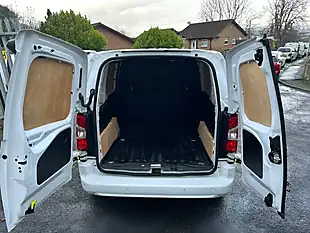 Used 2022 Peugeot Partner Asphalt Premium White - Interior and Exterior details 8