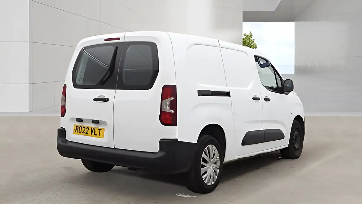 Used 2022 Peugeot Partner Asphalt White - Interior and Exterior details 4