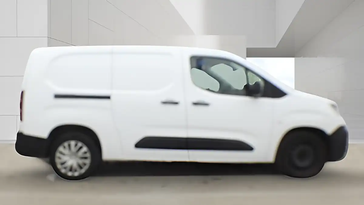 Used 2022 Peugeot Partner Asphalt White - Interior and Exterior details 6