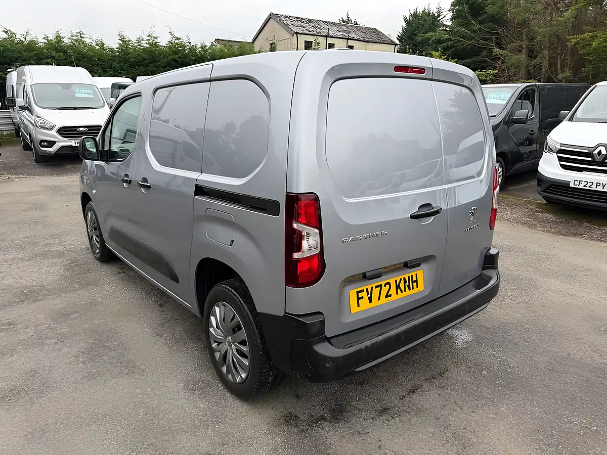 Used 2022 Peugeot Partner Professional Premium Grey - Interior and Exterior details 6