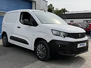 Used 2022 Peugeot Partner Professional Premium Ice White - Interior and Exterior details 2