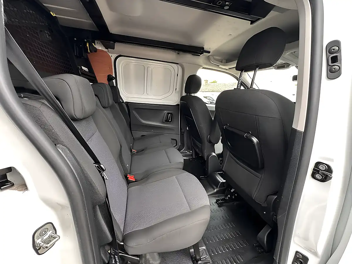 Used 2022 Peugeot Partner Professional Premium L2 Crew Cab White - Interior and Exterior details 16