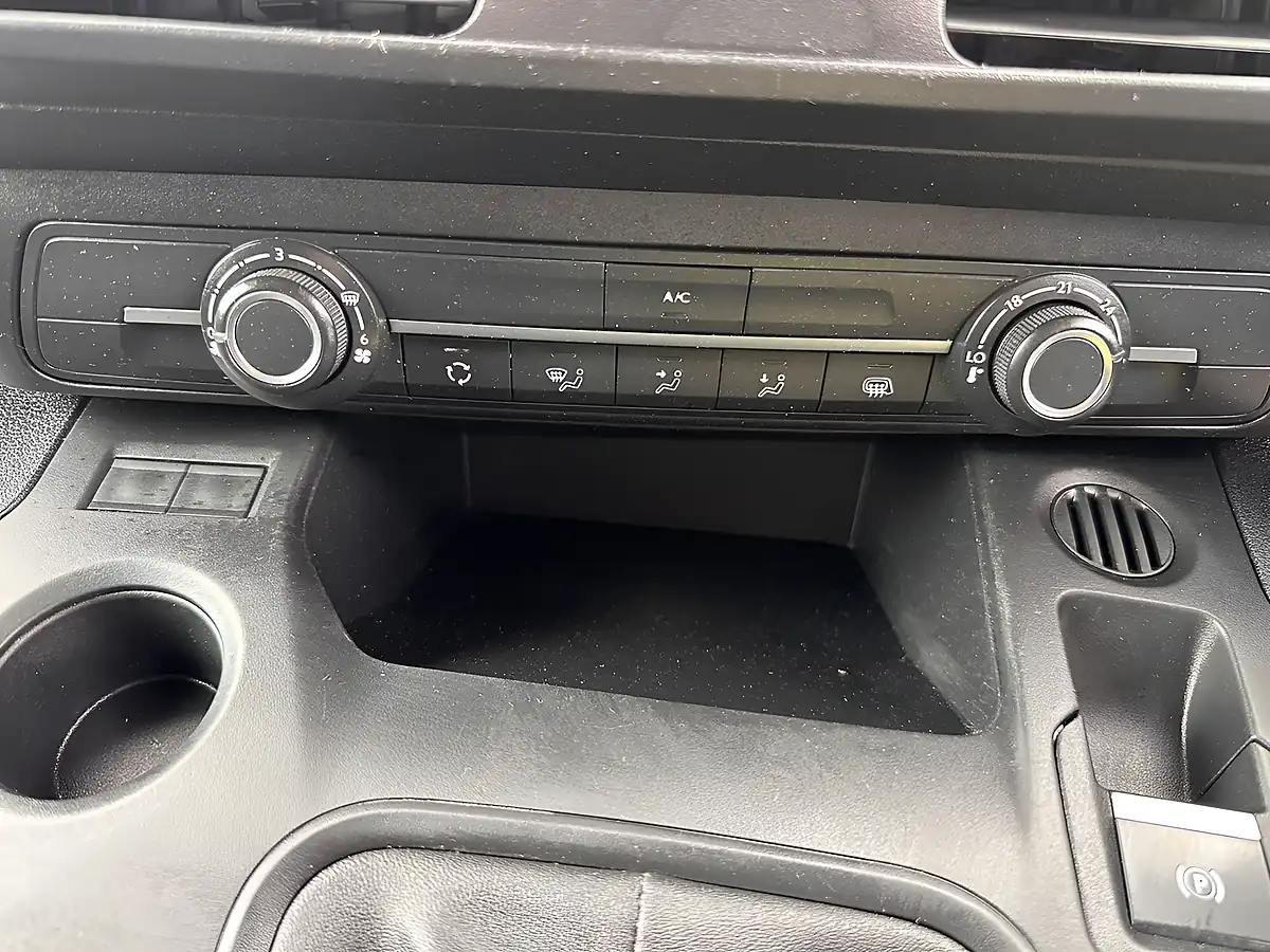 Used 2022 Peugeot Partner Professional Premium L2 Crew Cab White - Interior and Exterior details 19