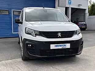 Used 2022 Peugeot Partner Professional Premium L2 Crew Cab White - Interior and Exterior details 3