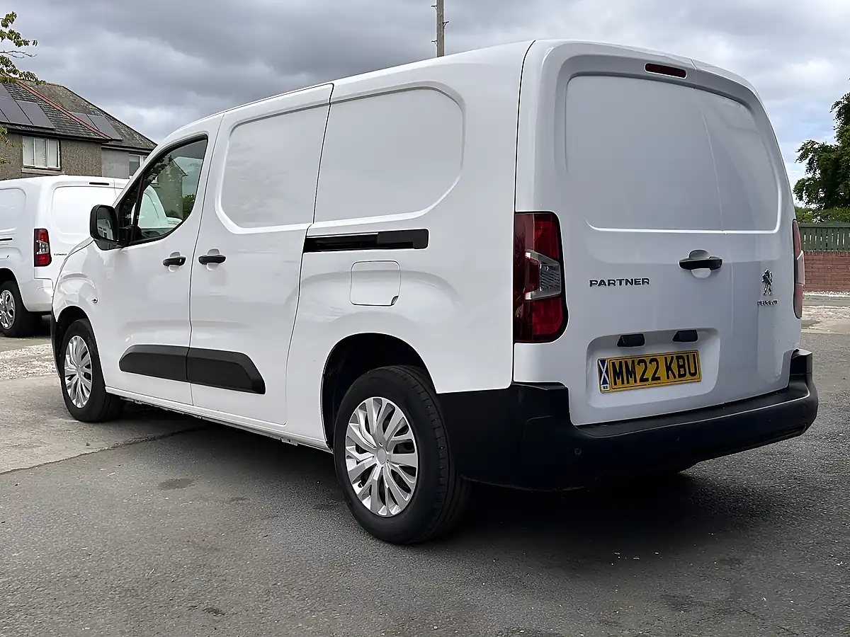 Used 2022 Peugeot Partner Professional Premium L2 Crew Cab White - Interior and Exterior details 6