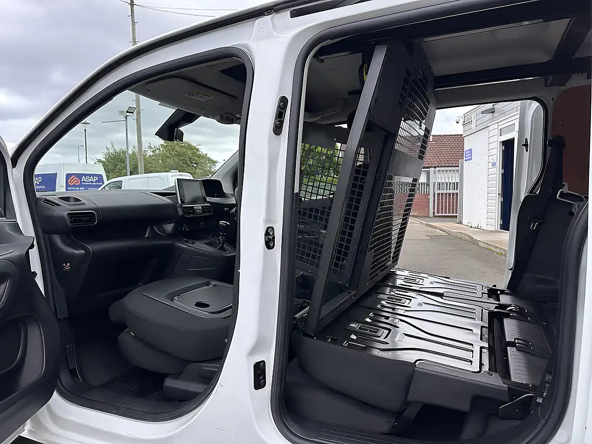 Used 2022 Peugeot Partner Professional Premium L2 Crew Cab White - Interior and Exterior details 14