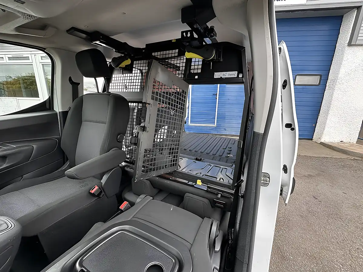 Used 2022 Peugeot Partner Professional Premium L2 Crew Cab White - Interior and Exterior details 15