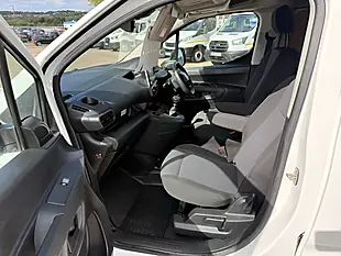 Used 2022 Peugeot Partner Professional Premium Plus L2 Leb Crew White - Interior and Exterior details 12