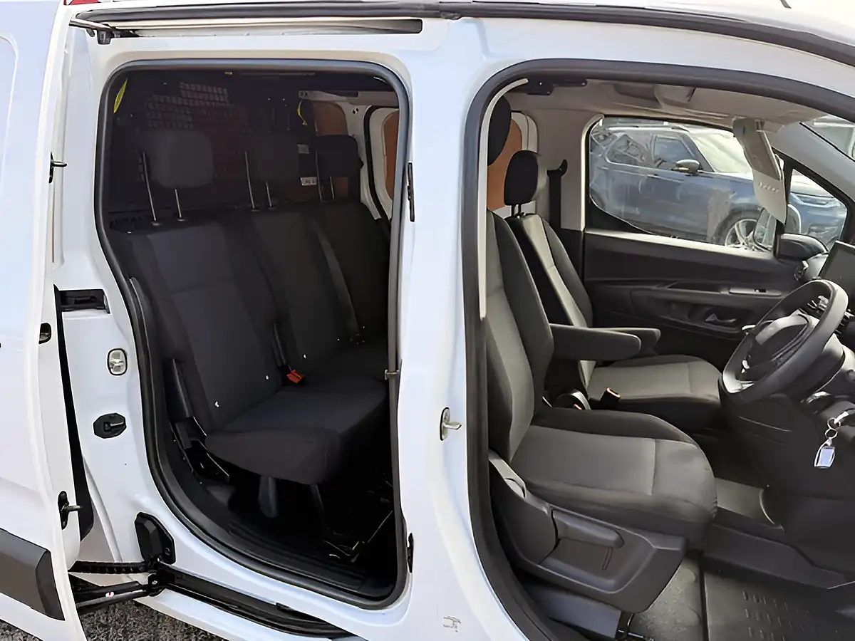 Used 2022 Peugeot Partner Professional Premium Plus L2 Leb Crew White - Interior and Exterior details 15