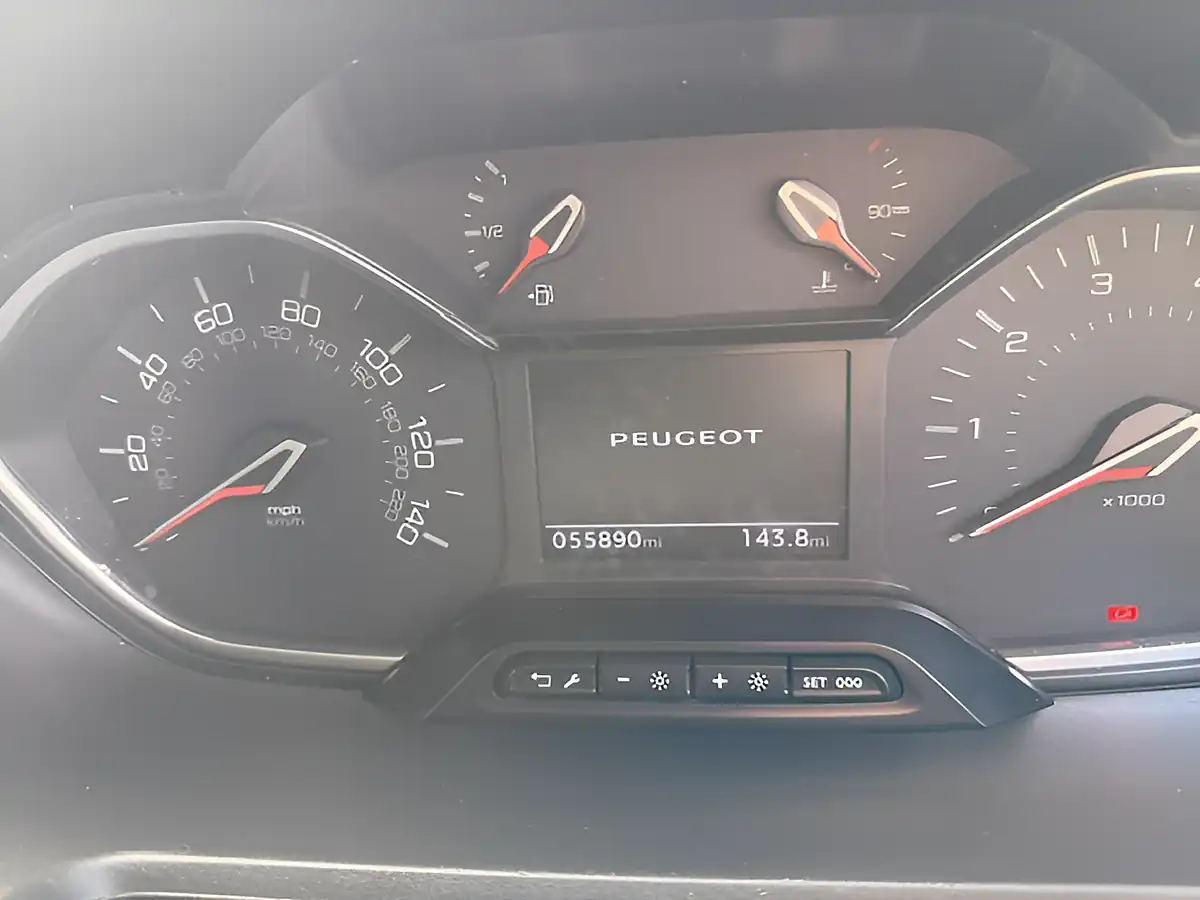 Used 2022 Peugeot Partner Professional Premium Plus L2 Leb Crew White - Interior and Exterior details 20
