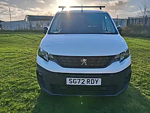 Used 2022 Peugeot Partner Professional Premium Plus White - Interior and Exterior details 8
