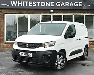 Used 2022 Peugeot Partner Professional Premium Standard White - Interior and Exterior details 3