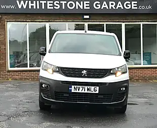 Used 2022 Peugeot Partner Professional Premium Standard White - Interior and Exterior details 9